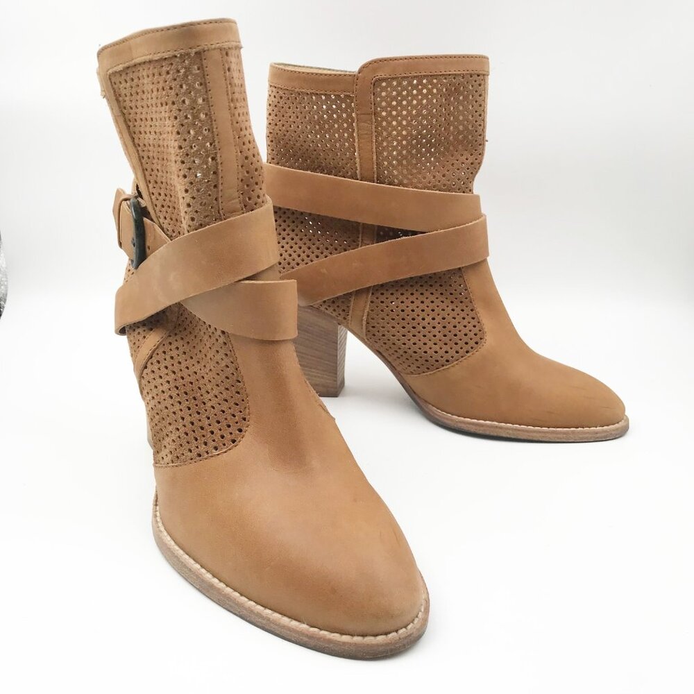 AQUATALIA Boots Women 10 Fawn Western Tan Leather Heeled Mid Calf Harness Buckle
